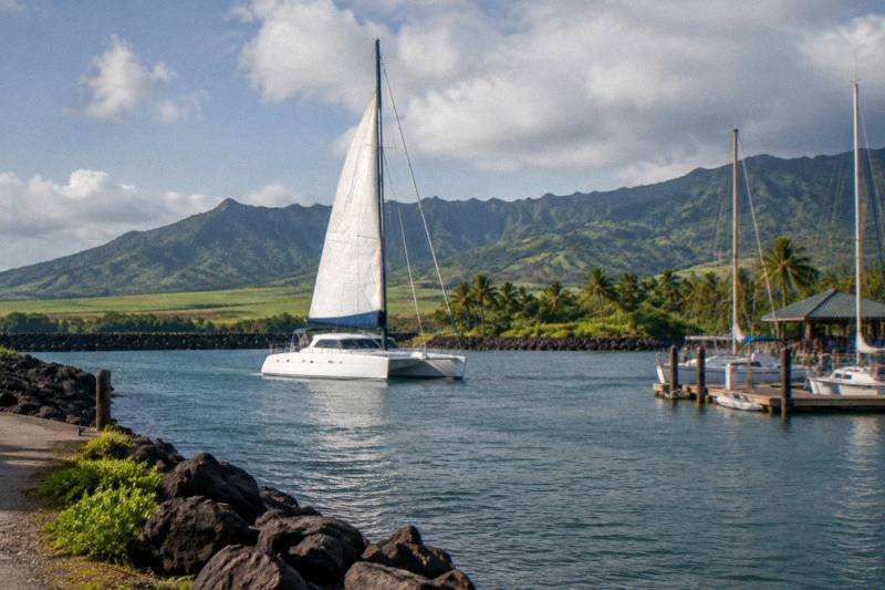 6-Hour Snorkel and Sail